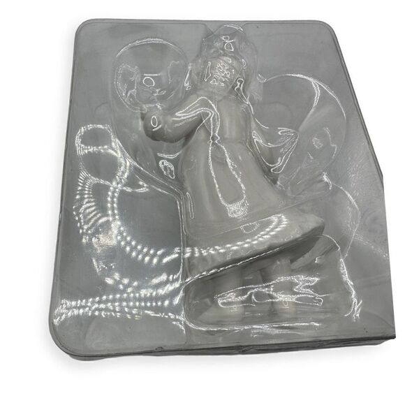 Hallmark Keepsake Ornament Getting into the Spirit 2011 QXG3587 with box - Picture 4 of 12